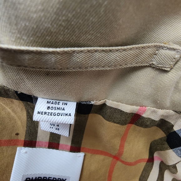 Burberry Trench coat - Picture 10 of 16